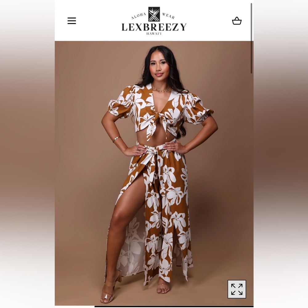 Lexbreezy 2pc Resort Set in Puakenikeni Brown
